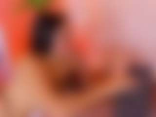 MiaHills's Live Sex Cam Show