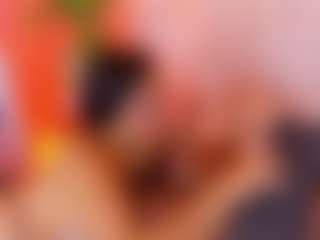 MiaHills's Live Sex Cam Show