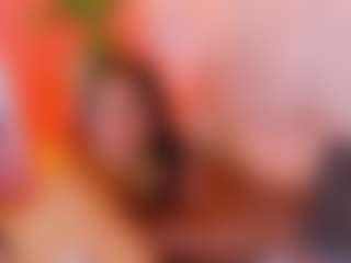 MiaHills's Live Sex Cam Show