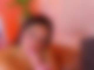 MiaHills's Live Sex Cam Show