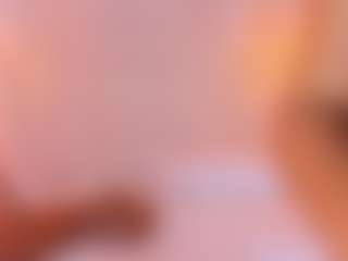 MiaHills's Live Sex Cam Show