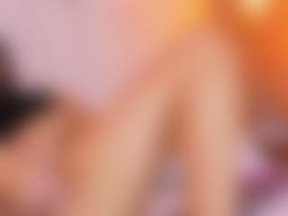 MiaHills's Live Sex Cam Show
