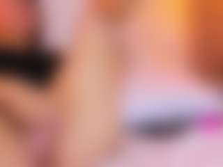 MiaHills's Live Sex Cam Show