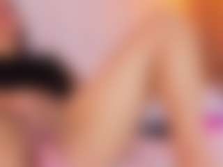 MiaHills's Live Sex Cam Show