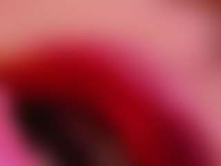 MiaHills's Live Sex Cam Show
