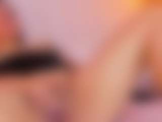 MiaHills's Live Sex Cam Show