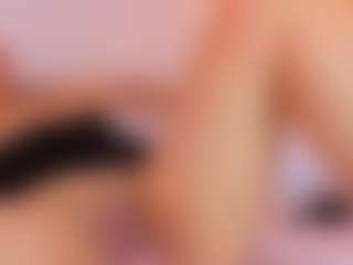 MiaHills's Live Sex Cam Show