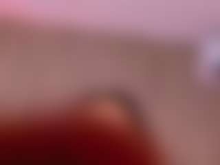 MiaHills's Live Sex Cam Show