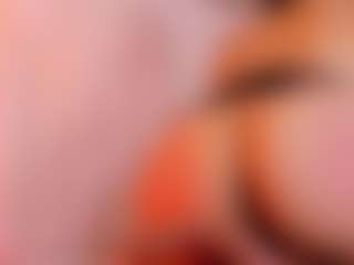 MiaHills's Live Sex Cam Show
