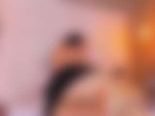 MiaHills's Live Sex Cam Show