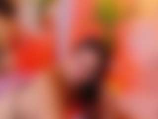 MiaHills's Live Sex Cam Show