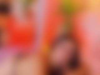 MiaHills's Live Sex Cam Show