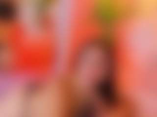 MiaHills's Live Sex Cam Show