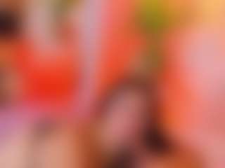 MiaHills's Live Sex Cam Show