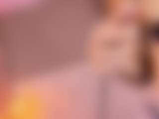 MiaHills's Live Sex Cam Show