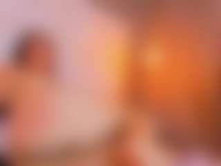 MiaHills's Live Sex Cam Show