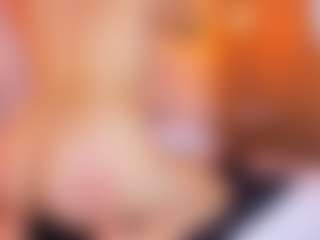 MiaHills's Live Sex Cam Show