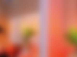 MiaHills's Live Sex Cam Show