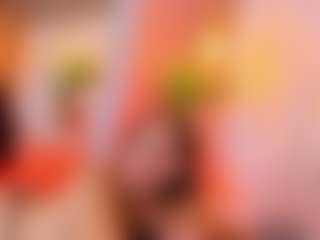 MiaHills's Live Sex Cam Show