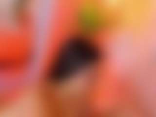 MiaHills's Live Sex Cam Show