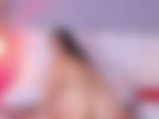 MiaHills's Live Sex Cam Show