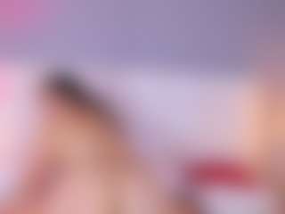 MiaHills's Live Sex Cam Show