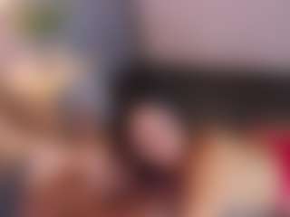 MiaHills's Live Sex Cam Show