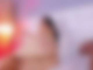 MiaHills's Live Sex Cam Show