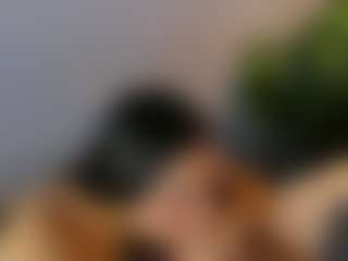 MiaHills's Live Sex Cam Show