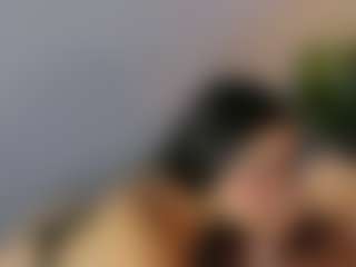 MiaHills's Live Sex Cam Show