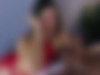 MiaHills's Live Sex Cam Show