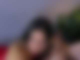 MiaHills's Live Sex Cam Show