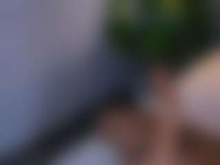 MiaHills's Live Sex Cam Show