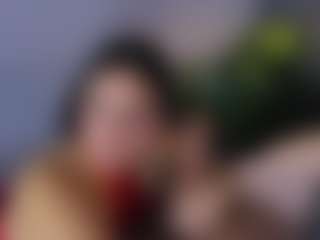 MiaHills's Live Sex Cam Show