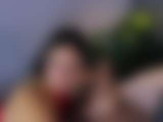 MiaHills's Live Sex Cam Show