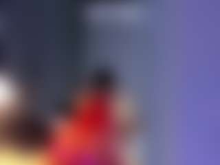 MiaHills's Live Sex Cam Show