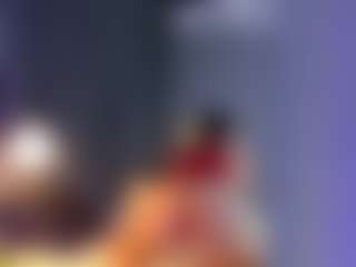 MiaHills's Live Sex Cam Show