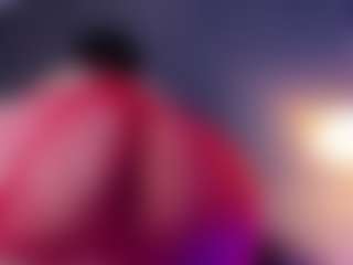 MiaHills's Live Sex Cam Show