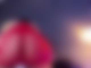 MiaHills's Live Sex Cam Show