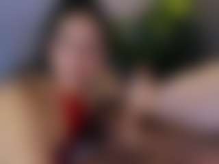MiaHills's Live Sex Cam Show