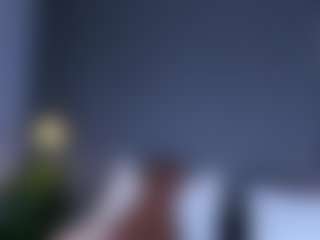 MiaHills's Live Sex Cam Show