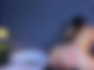 MiaHills's Live Sex Cam Show