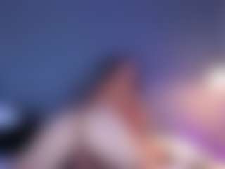 MiaHills's Live Sex Cam Show