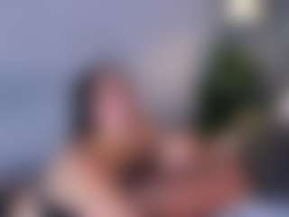 MiaHills's Live Sex Cam Show
