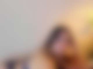 Live cam show with MiaHills - Latina on Camsoda | colombia