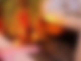 MiaHills's Live Sex Cam Show