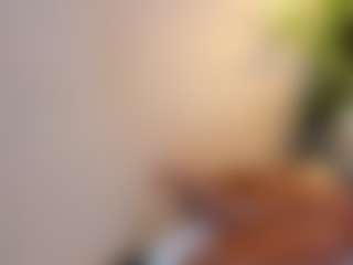Live cam show with MiaHills - Fingering on Camsoda