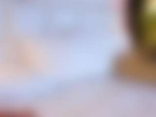 Live cam show with MiaHills - Oil on Camsoda