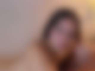 Live cam show with MiaHills - Latina on Camsoda | colombia