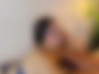 Live cam show with MiaHills - BBW on chickslive.net